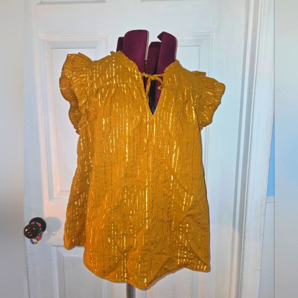 Lauren Conrad Gold Ruffle Tinsel Flutter Sleeve Small Top